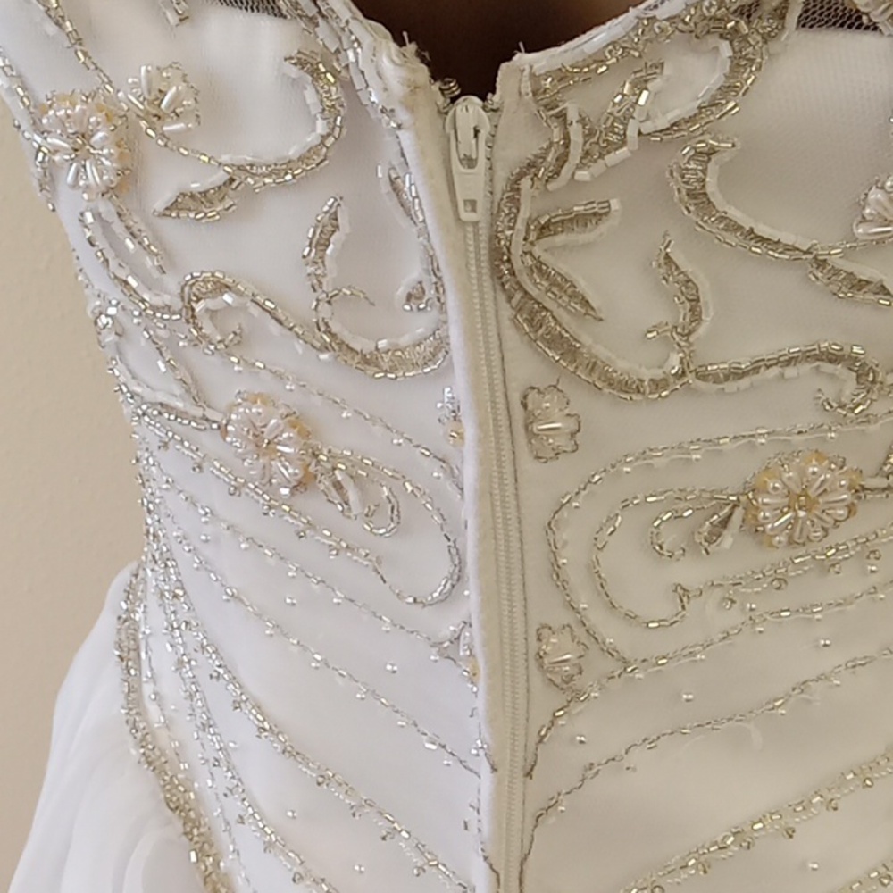 Emerald Bridal Size 8 Wedding Gown - Picture 8 of 15